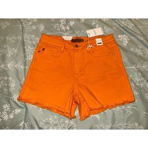 NWT Judy Blue Garment Dyed Mid Rise Shorts